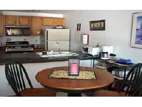 41 Montrose Drive, Unit 41 Stratham, NH 03885 - Photo 5 of 9