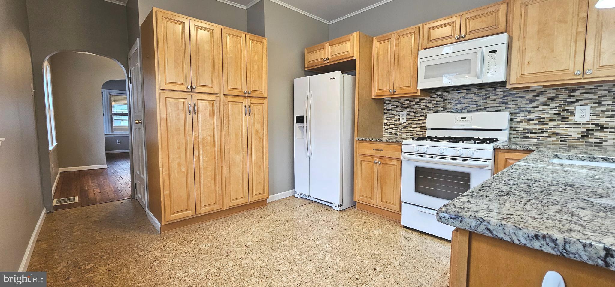 122 Lafayette Road Audubon, NJ 08106 - Photo 9 of 18 Gallery Image 9