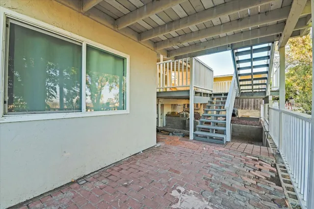 $3,825 | 2563 Roseview Place, San Diego, CA 92105