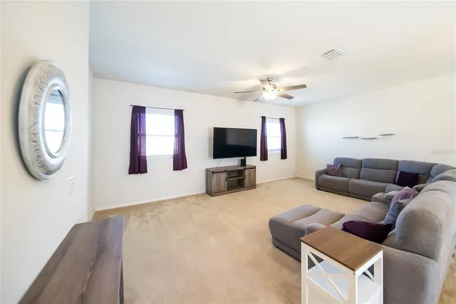 $2,600 | 980 Lakefront Village Drive, Clermont, FL 34711