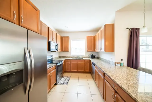 $2,600 | 980 Lakefront Village Drive, Clermont, FL 34711