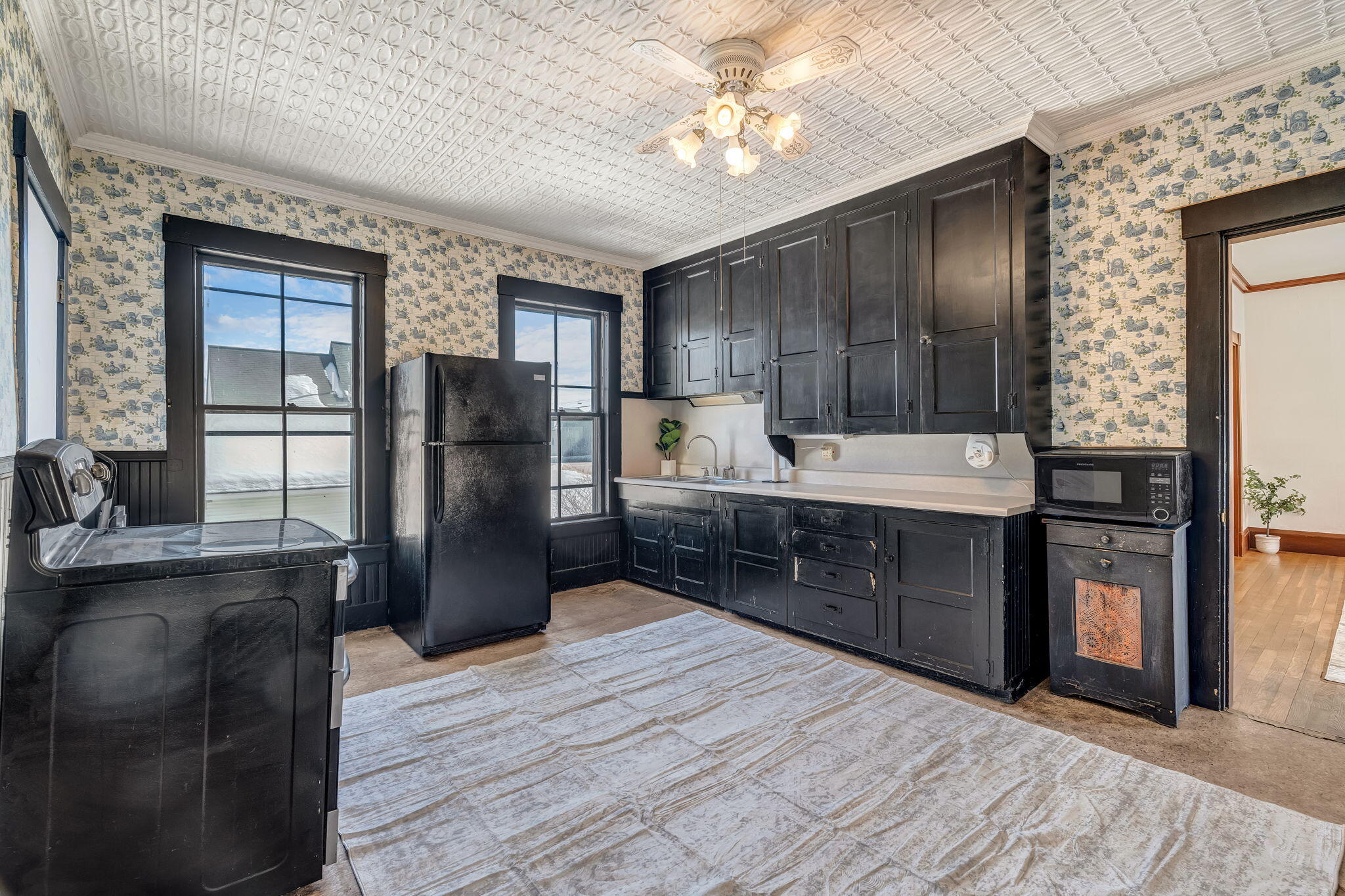 216 Russell Street Lewiston, ME 04240 - Photo 3 of 67 14-web-or-mls-216-russell-st