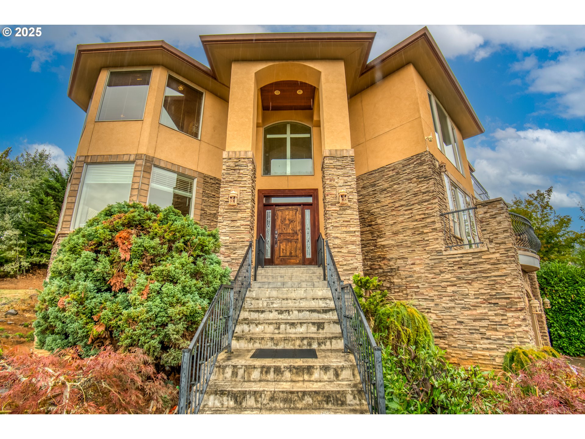 12491 Southeast Capri Court Happy Valley, OR 97086 - Photo 3 of 47