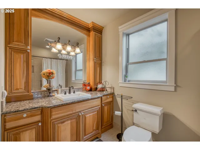 $1,190,000 | 12491 Southeast Capri Court, Happy Valley, OR 97086