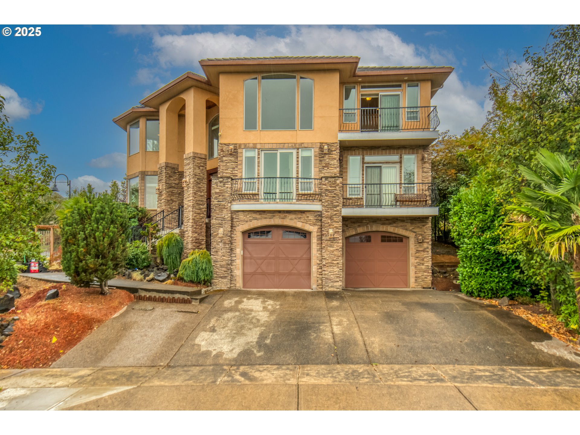 12491 Southeast Capri Court Happy Valley, OR 97086 - Photo 5 of 47