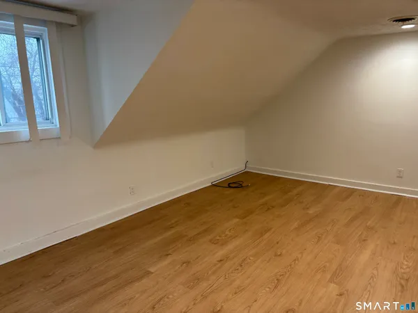 $1,500 | 14 Thill Street, West Haven, CT 06516