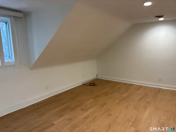 $1,500 | 14 Thill Street, West Haven, CT 06516