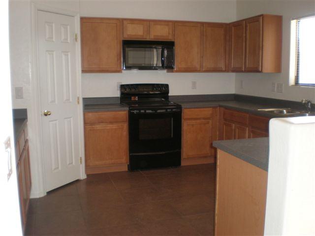 1309 West Carson Road Phoenix, AZ 85041 - Photo 3 of 9 Kitchen