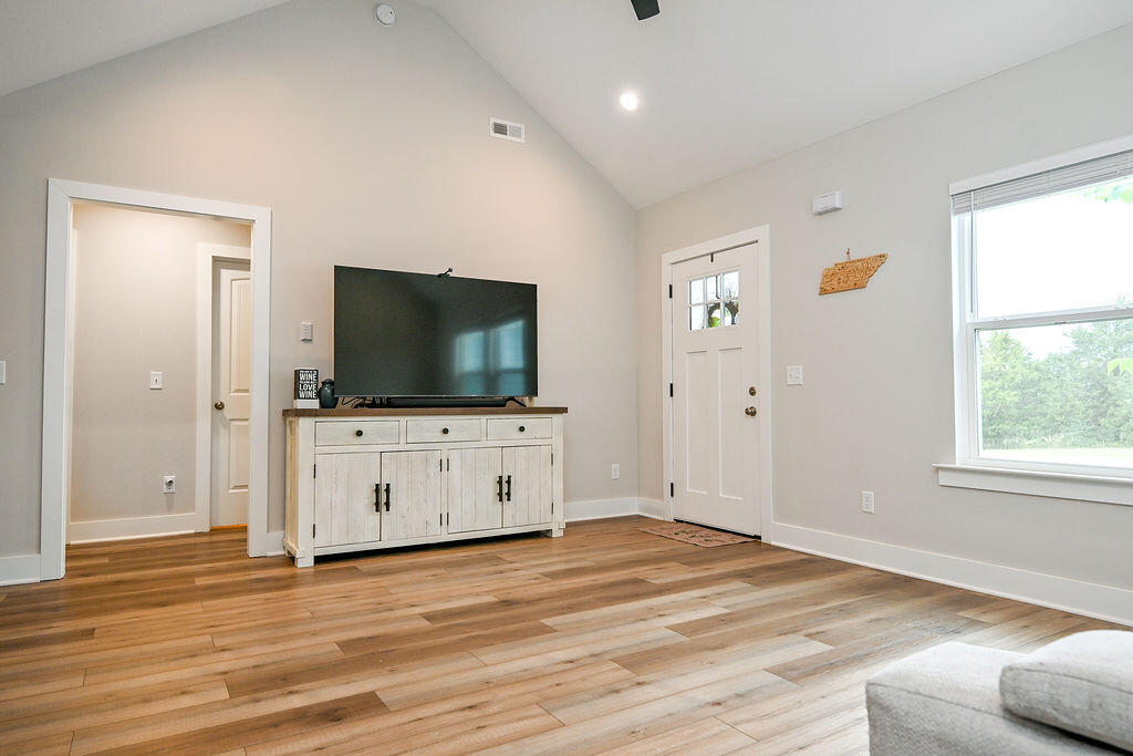 100 Co Road Riceville, TN 37370 - Photo 6 of 41 DSC_3140