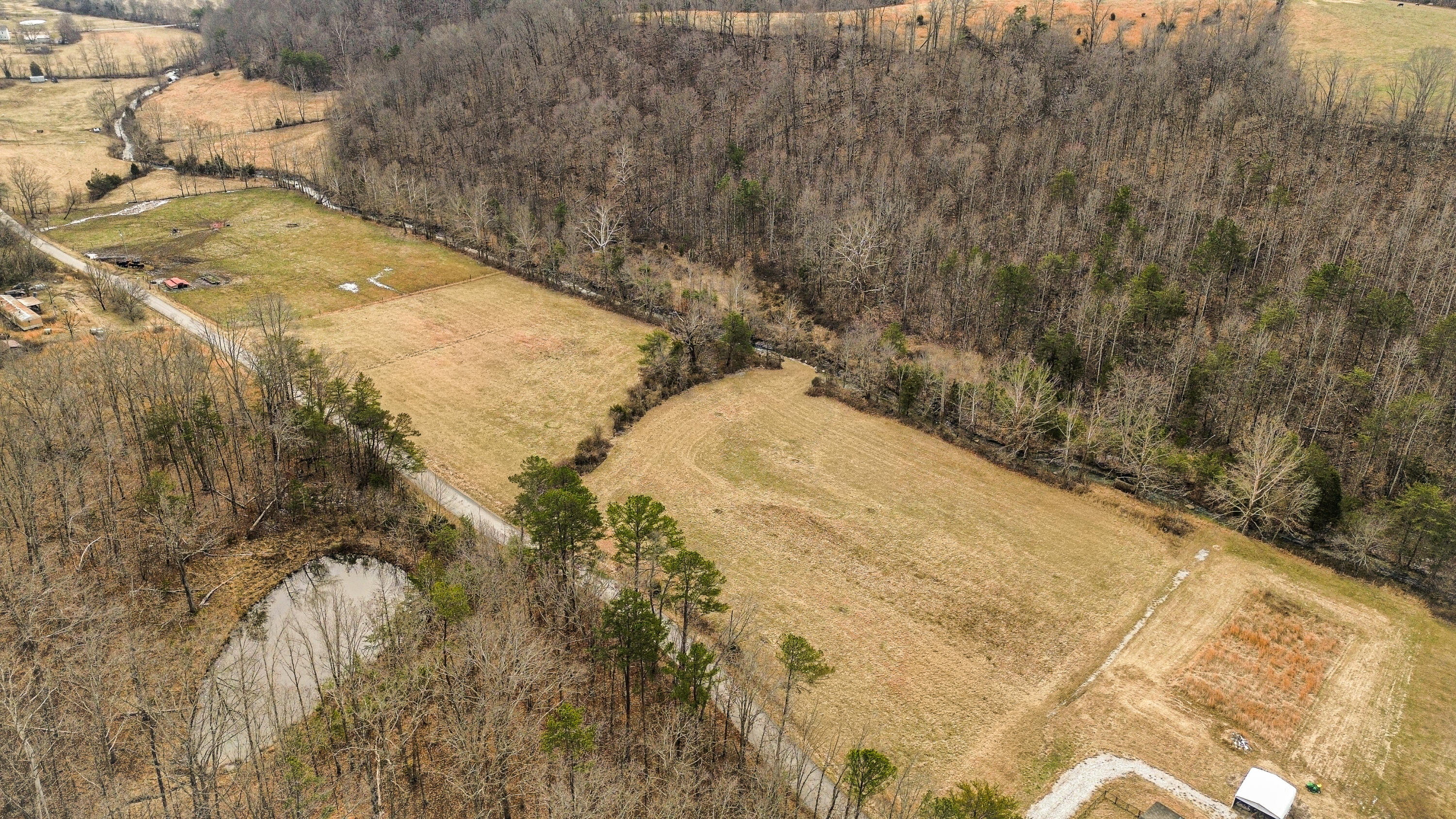 999 Tar Kiln Road Brodhead, KY 40409 - Photo 16 of 35 dji_fly_20260224_112608_587_177195037924