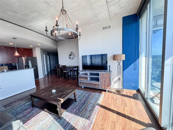 $4,550 | 777 North Ashley Drive, Unit 2403, Tampa, FL 33602