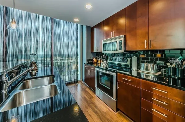 $4,550 | 777 North Ashley Drive, Unit 2403, Tampa, FL 33602