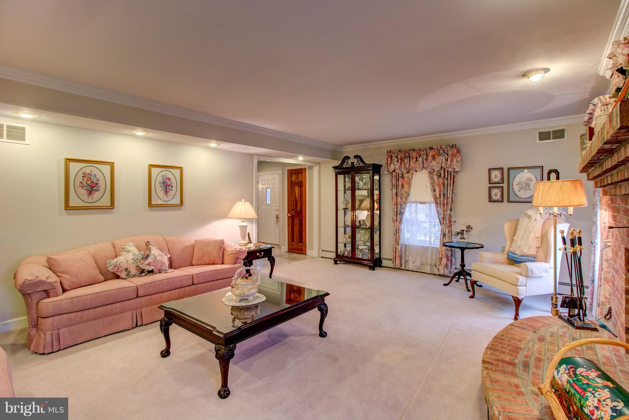 242 Georgetown Road Columbus, NJ 08022 - Photo 12 of 45