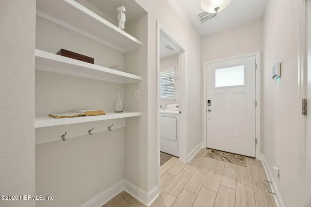 a view of utility room