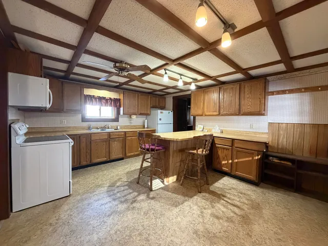 $199,900 | 143 Main Street, Sangerville, ME 04479