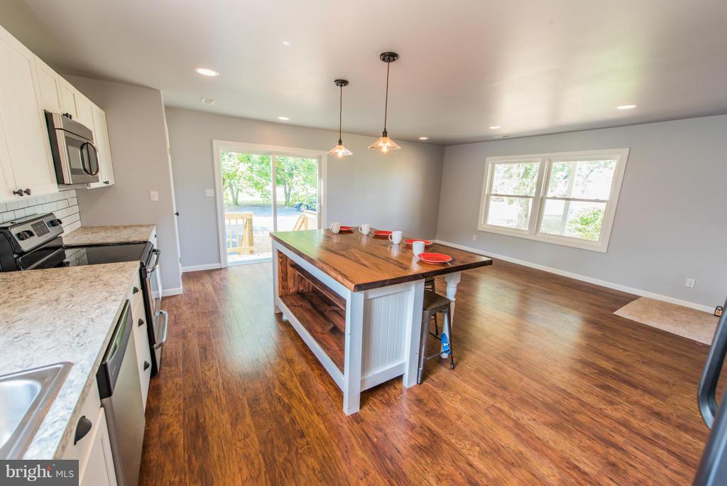 614 Rittenour Road Edinburg, VA 22824 - Photo 7 of 20 Kitchen