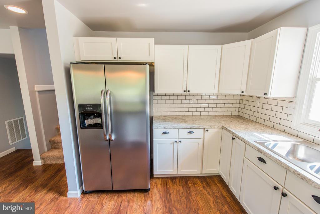 614 Rittenour Road Edinburg, VA 22824 - Photo 8 of 20 Kitchen
