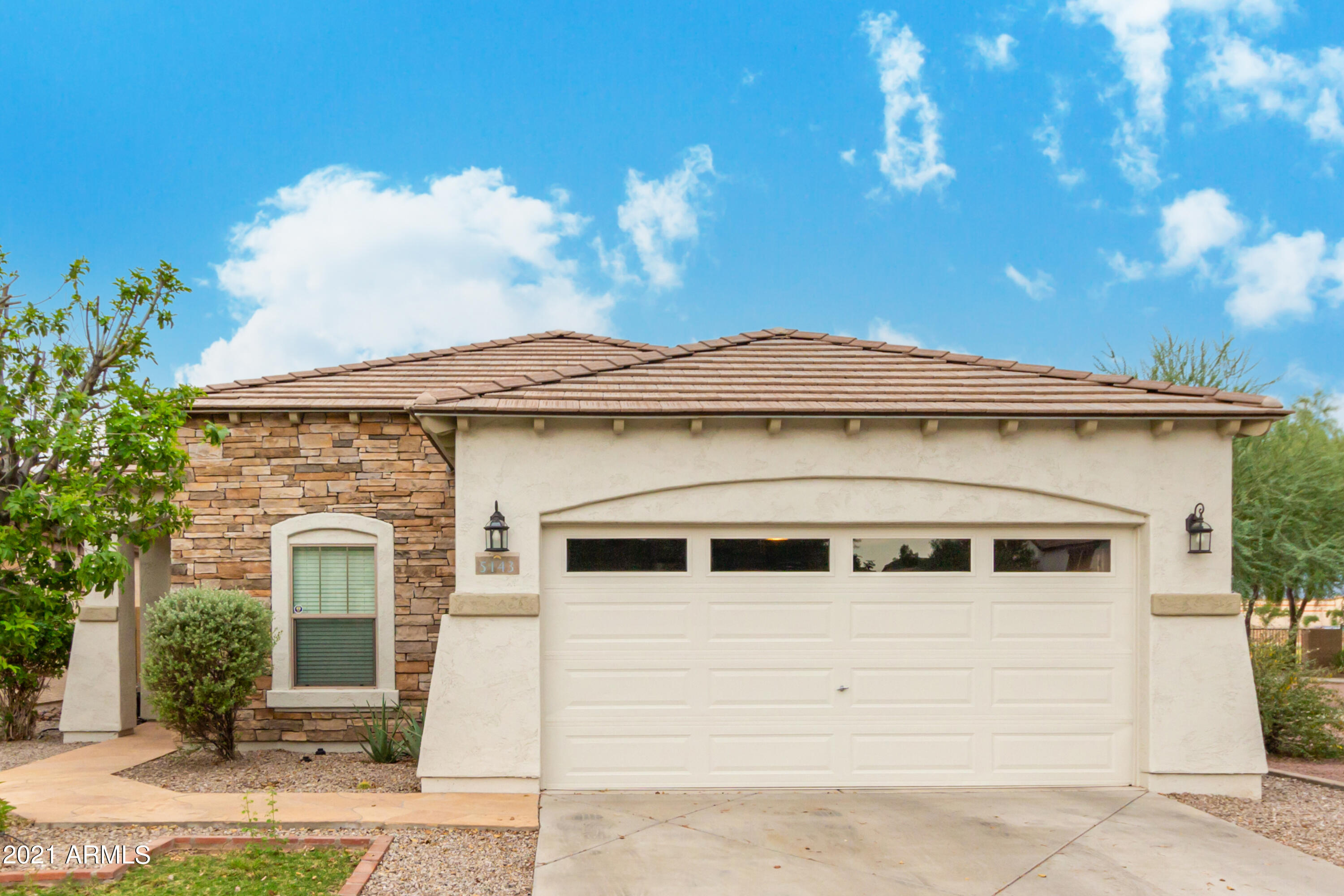 5143 West Maldonado Road Laveen, AZ 85339 - Photo 2 of 24 02-Maldonado