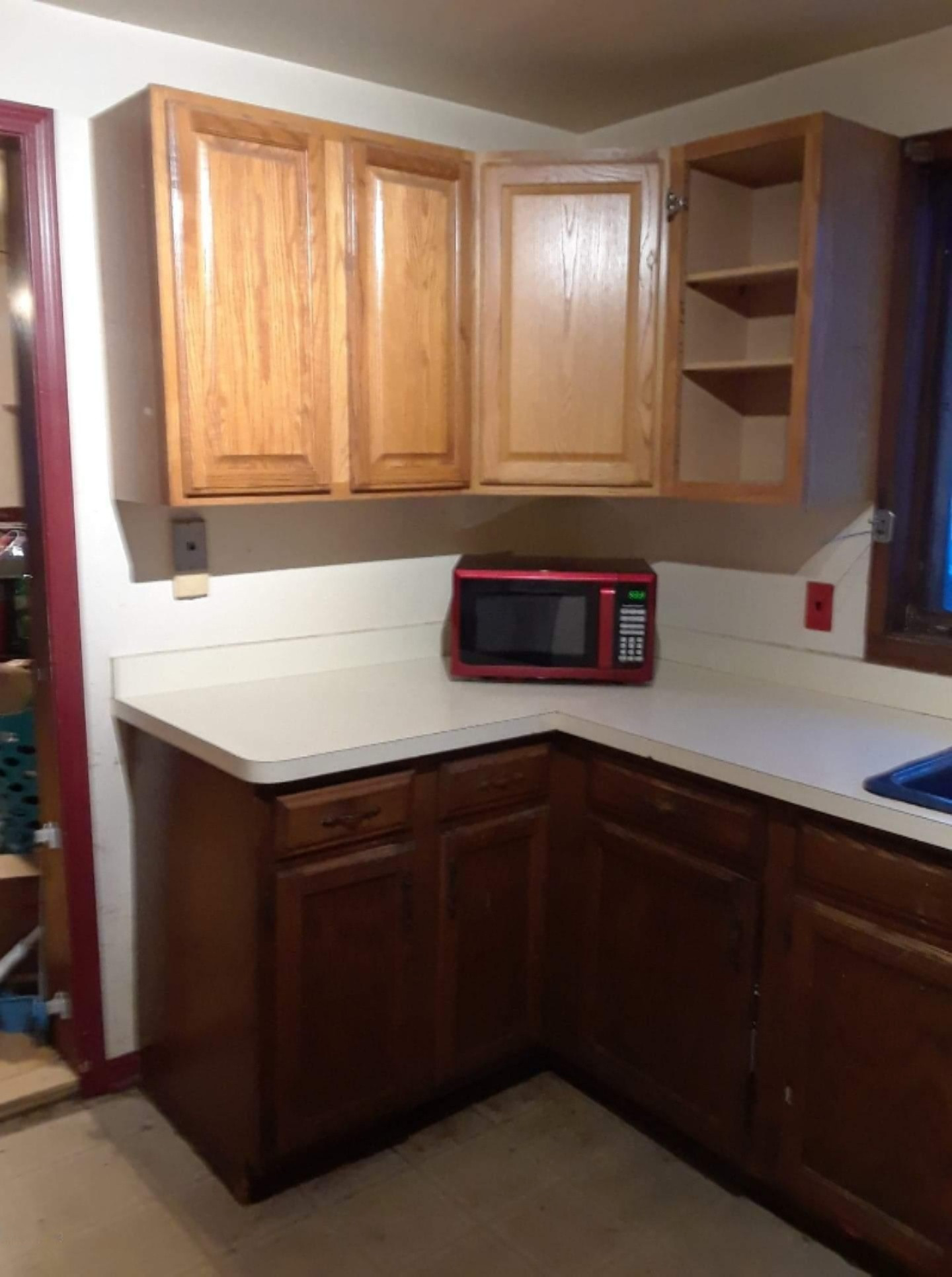 1434 Haslett Road Haslett, MI 48840 - Photo 11 of 38 received_361499687779626