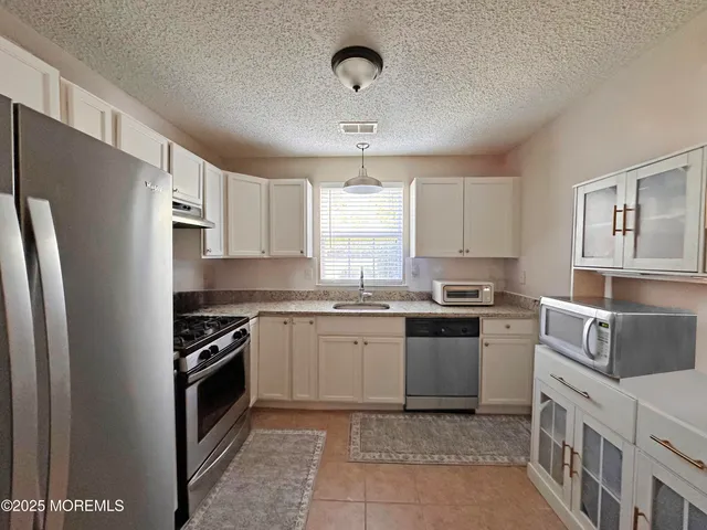 $439,900 | 58 Madison Court, Tinton Falls, NJ 07712