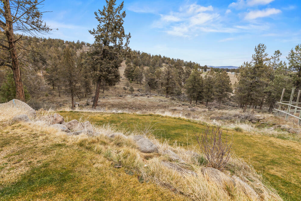 6447 Jake Road Klamath Falls, OR 97601 - Photo 54 of 59