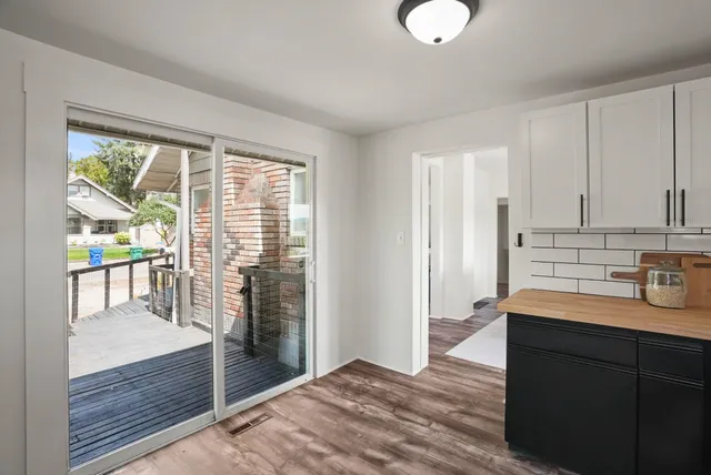 $359,400 | 8702 East Valleyway Avenue, Spokane Valley, WA 99212