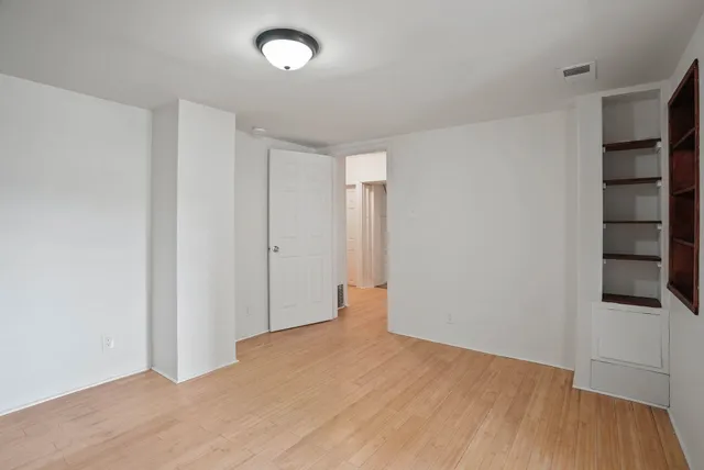 $359,400 | 8702 East Valleyway Avenue, Spokane Valley, WA 99212