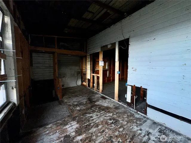 $439,950 | 2620 Rucker Avenue, Everett, WA 98201