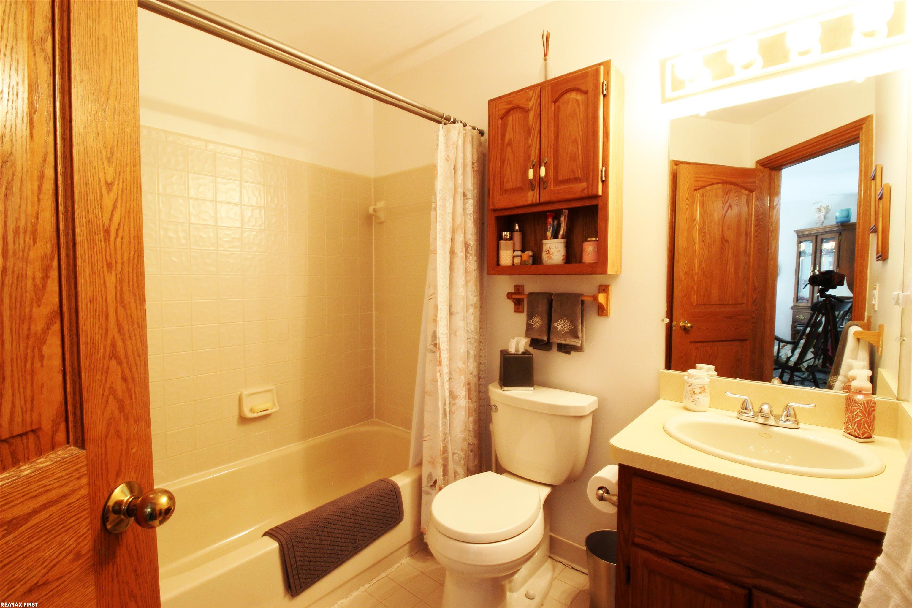 2391 Rochelle Park Drive Rochester Hills, MI 48309 - Photo 27 of 29