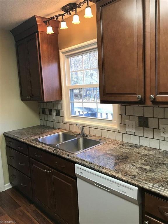 432 White Road King, NC 27021 - Photo 9 of 25
