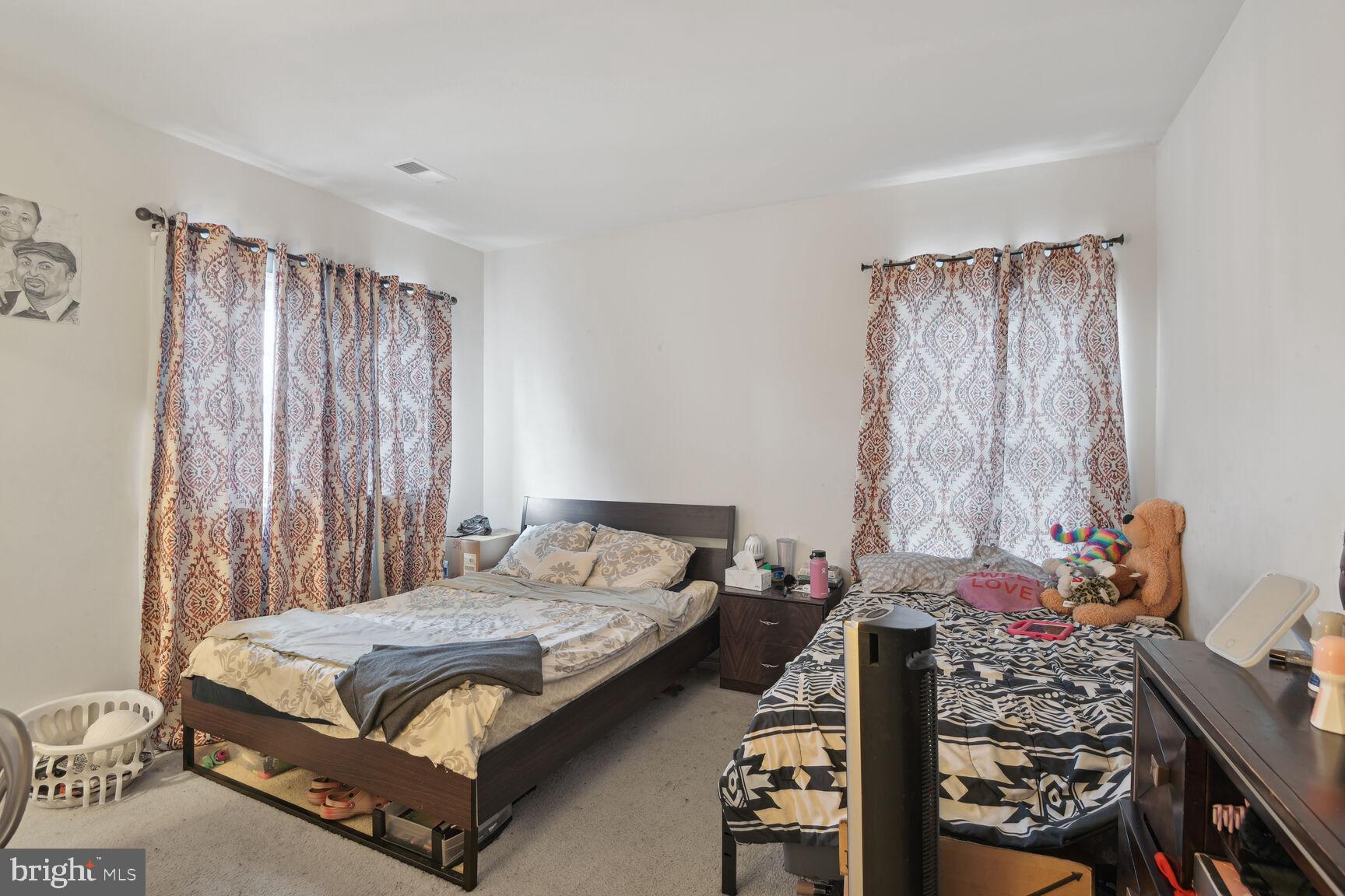14607 Parkgate Drive Laurel, MD 20707 - Photo 13 of 25 Spacious Bedroom .
