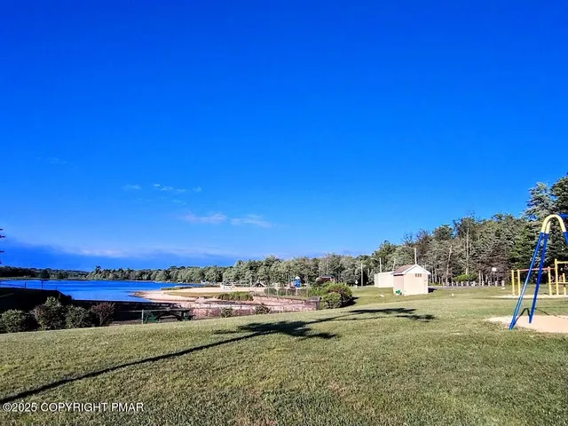 $415,000 | 146 Hunter Lane, Albrightsville, PA 18210