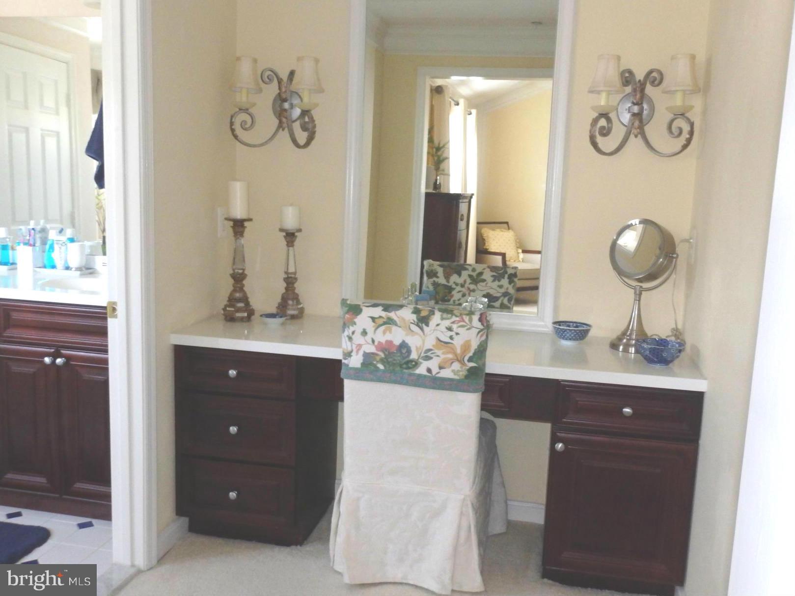 2634 Mill Race Road Frederick, MD 21701 - Photo 15 of 30 Dressing area in owners' suite
