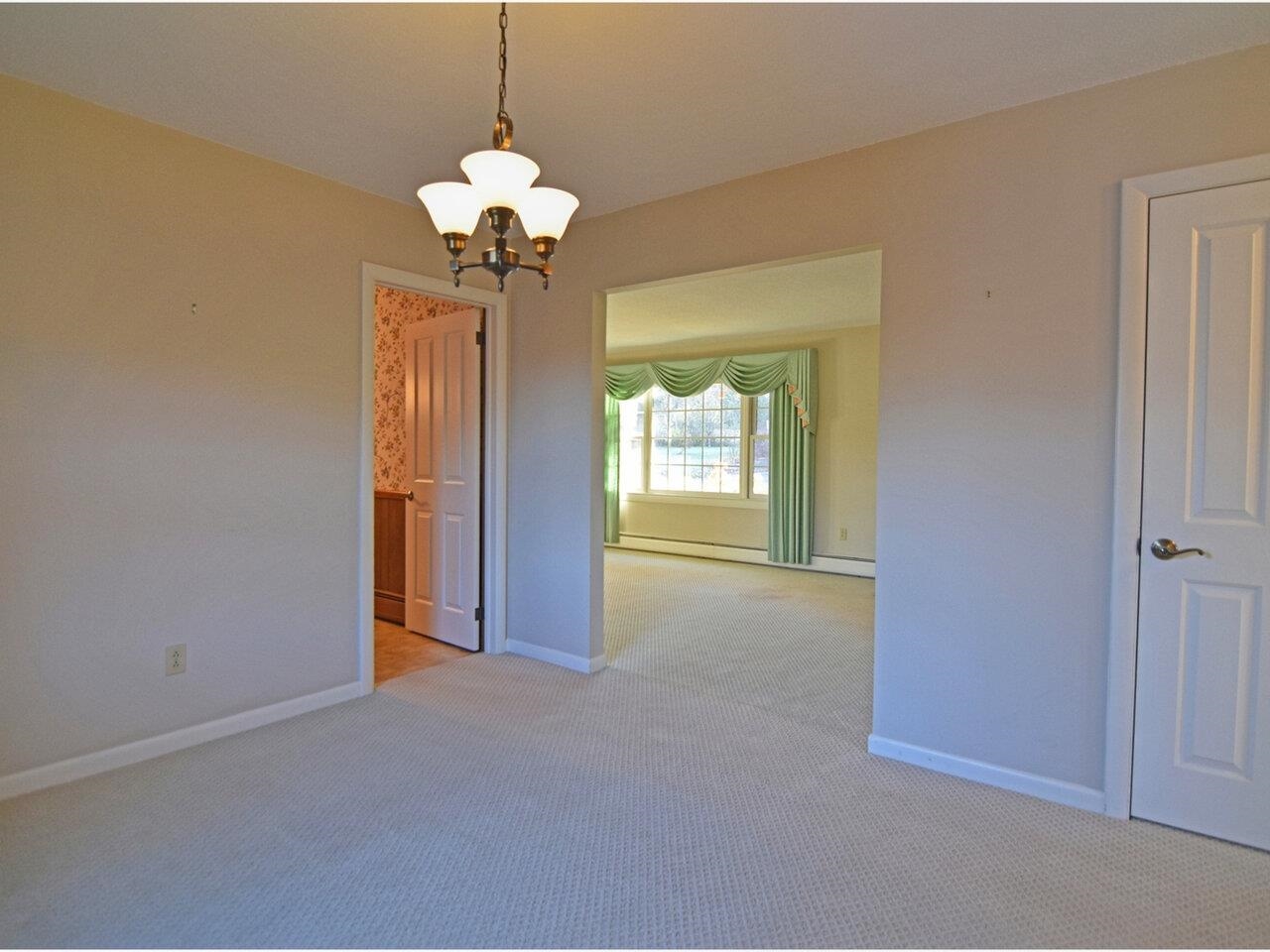 160 Hickory Hill Road Williston, VT 05495 - Photo 13 of 47