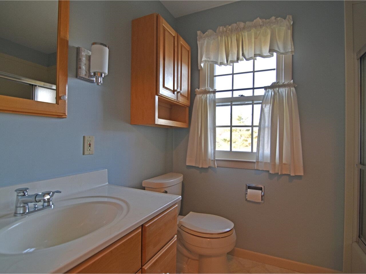 160 Hickory Hill Road Williston, VT 05495 - Photo 29 of 47