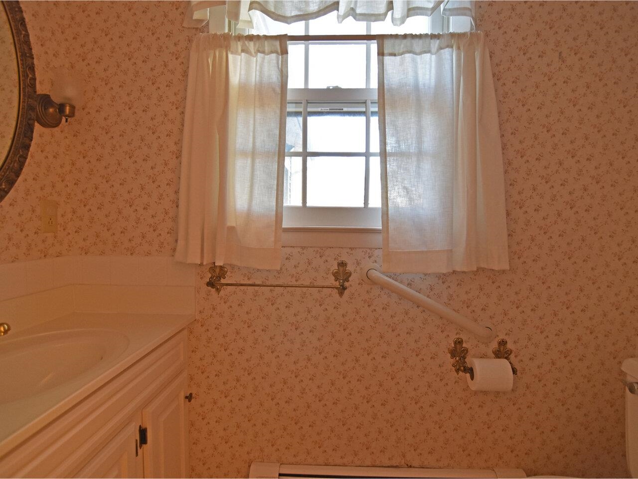 160 Hickory Hill Road Williston, VT 05495 - Photo 35 of 47