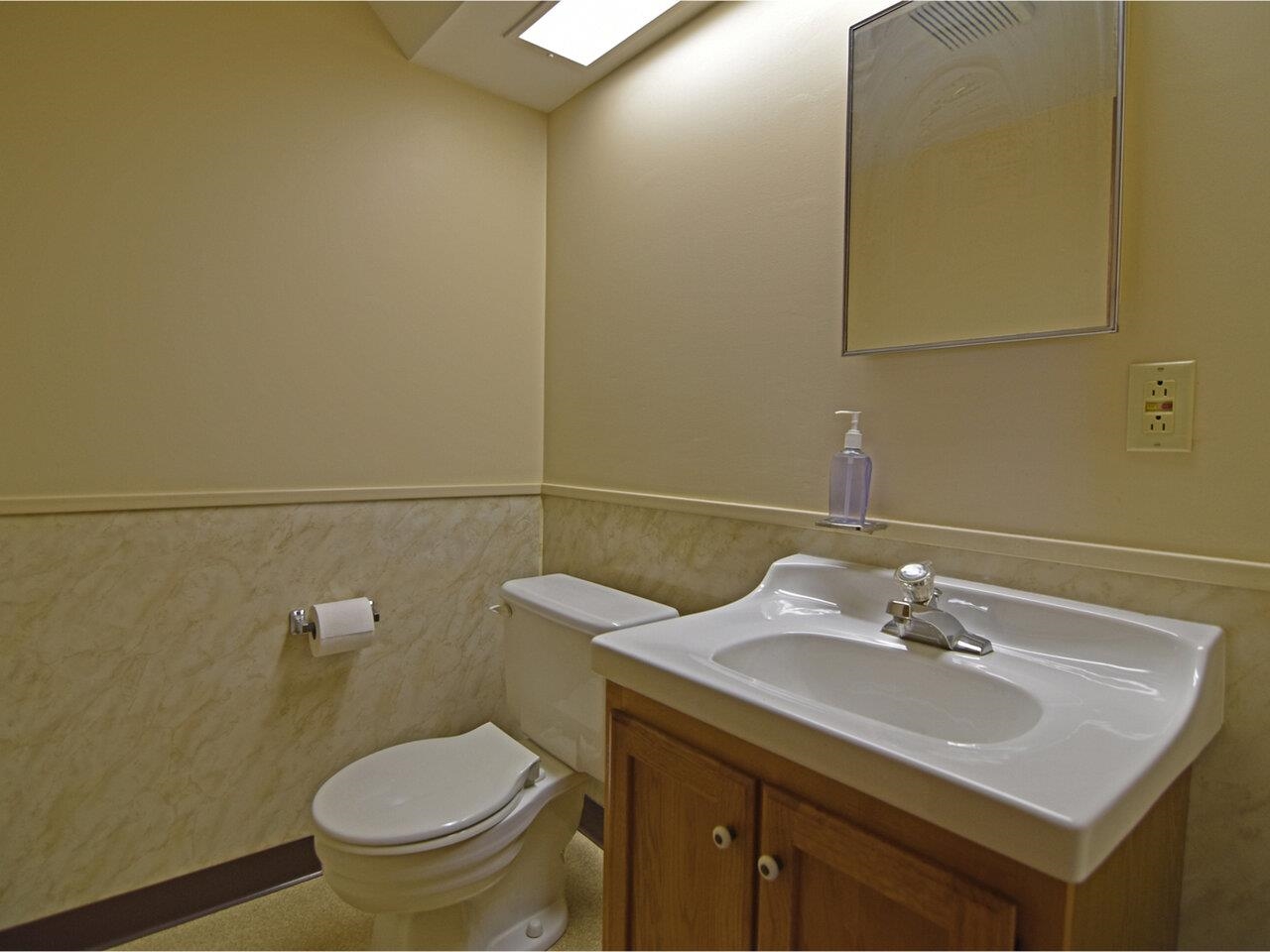 160 Hickory Hill Road Williston, VT 05495 - Photo 38 of 47