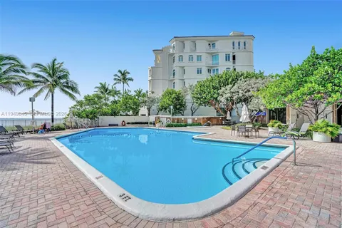 $740,000 | 1901 North Ocean Boulevard, Unit THB, Fort Lauderdale, FL 33305