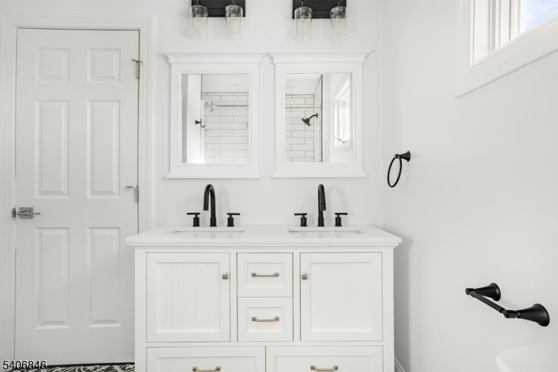 16 Schaaf Road Bloomsbury, NJ 08804 - Photo 21 of 39