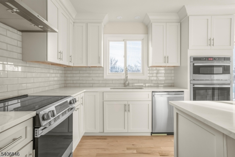 16 Schaaf Road Bloomsbury, NJ 08804 - Photo 10 of 39