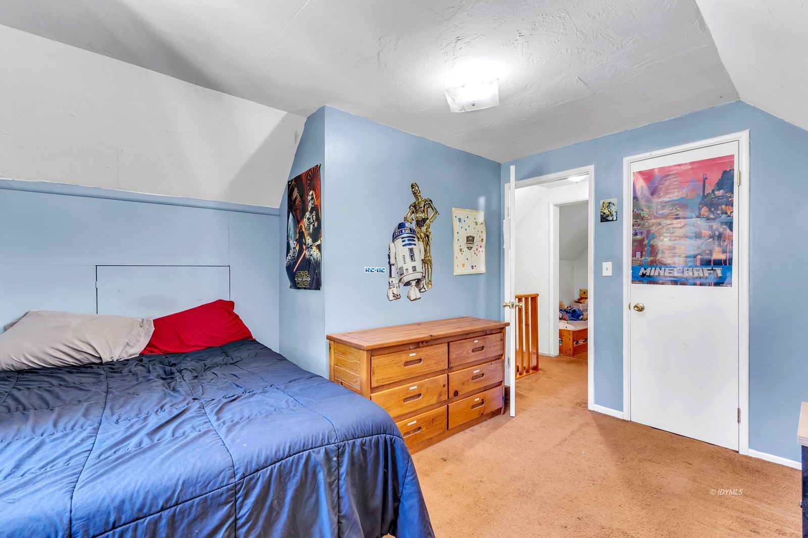 53575 Tollgate Road Idyllwild, CA 92549 - Photo 50 of 71 a bedroom with a large bed and a bathroom