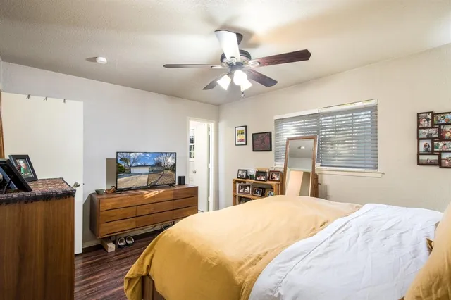 $299,900 | 2000 Navajo Street, Denton, TX 76209