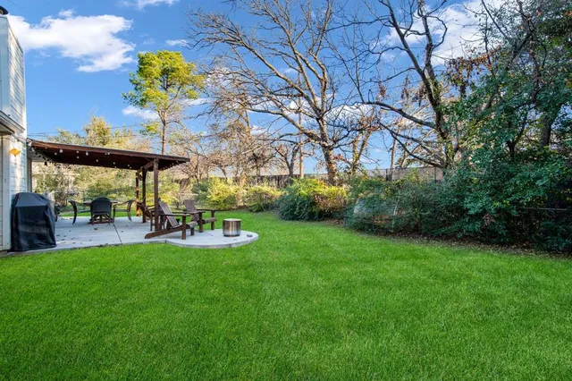 $299,900 | 2000 Navajo Street, Denton, TX 76209