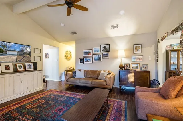 $299,900 | 2000 Navajo Street, Denton, TX 76209