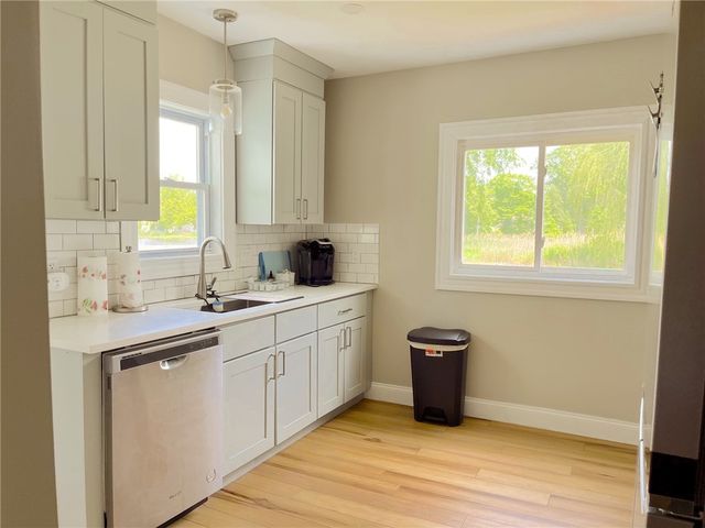 $420,000 | 72 Sayles Avenue, Warwick, RI 02889