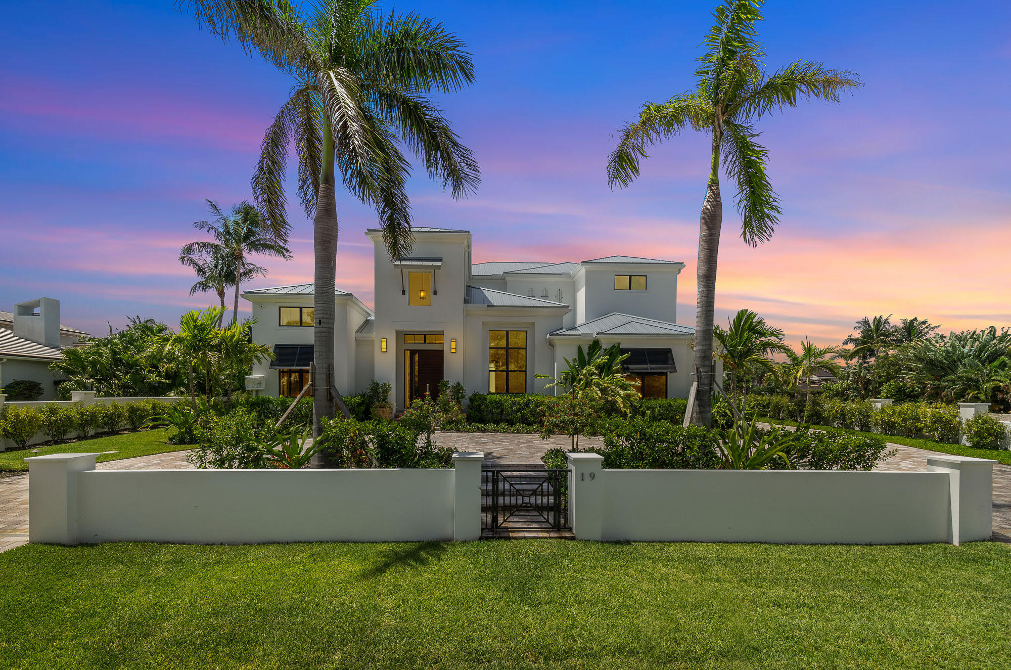 19 Hudson Avenue Ocean Ridge, FL 33435 - Photo 2 of 55 IMG_2687