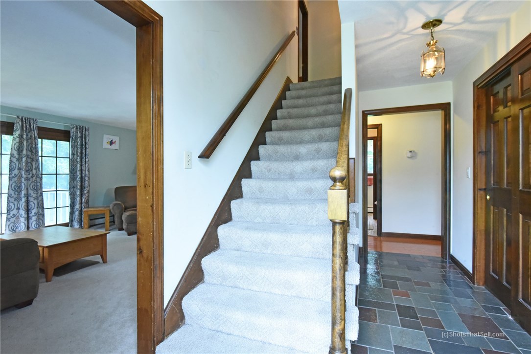 271 Crompton Road East Greenwich, RI 02818 - Photo 14 of 23 Heading upstairs!
