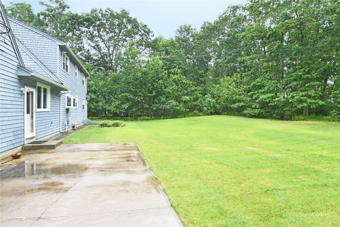 271 Crompton Road East Greenwich, RI 02818 - Photo 21 of 23 Patio and yard