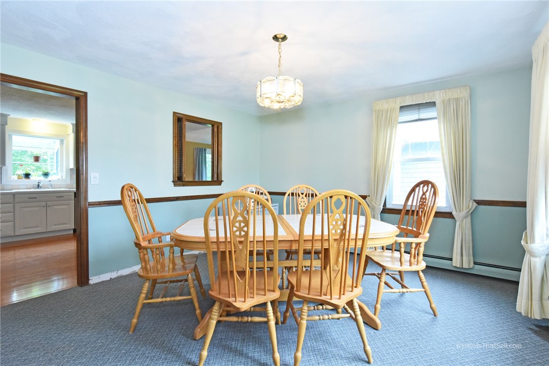 271 Crompton Road East Greenwich, RI 02818 - Photo 7 of 23 Dining room off kitchen