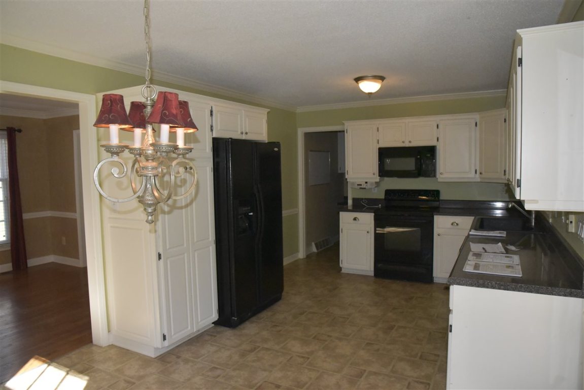 202 Kington Road Greenwood, SC 29649 - Photo 6 of 36 Gallery Image 6